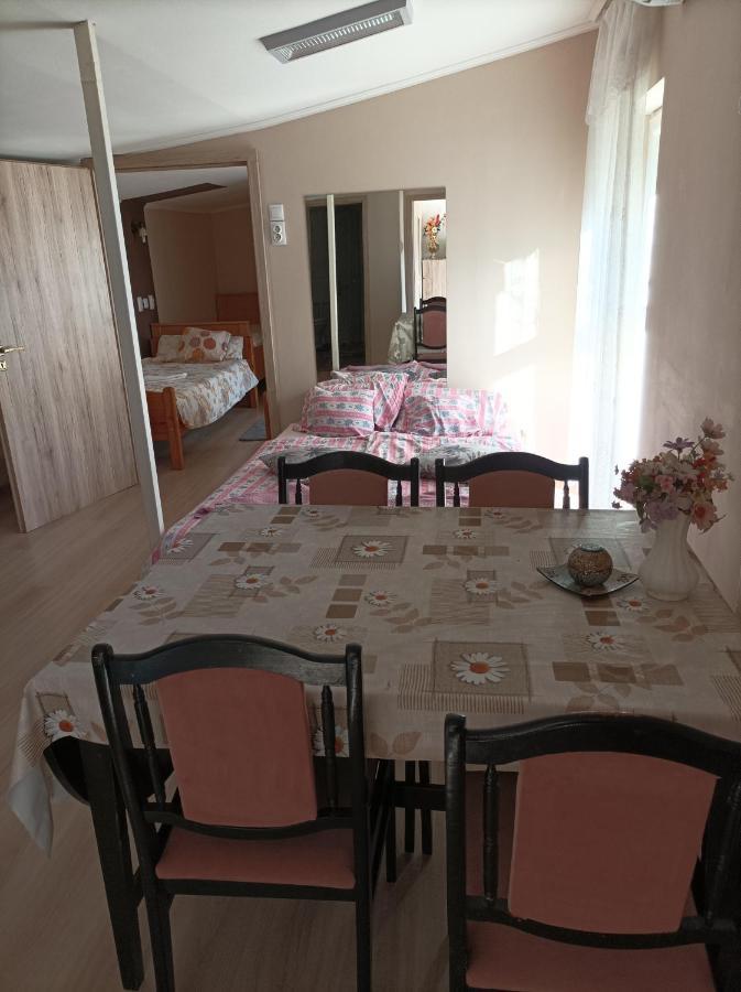 Csilla Apartman Balogunyom Esterno foto