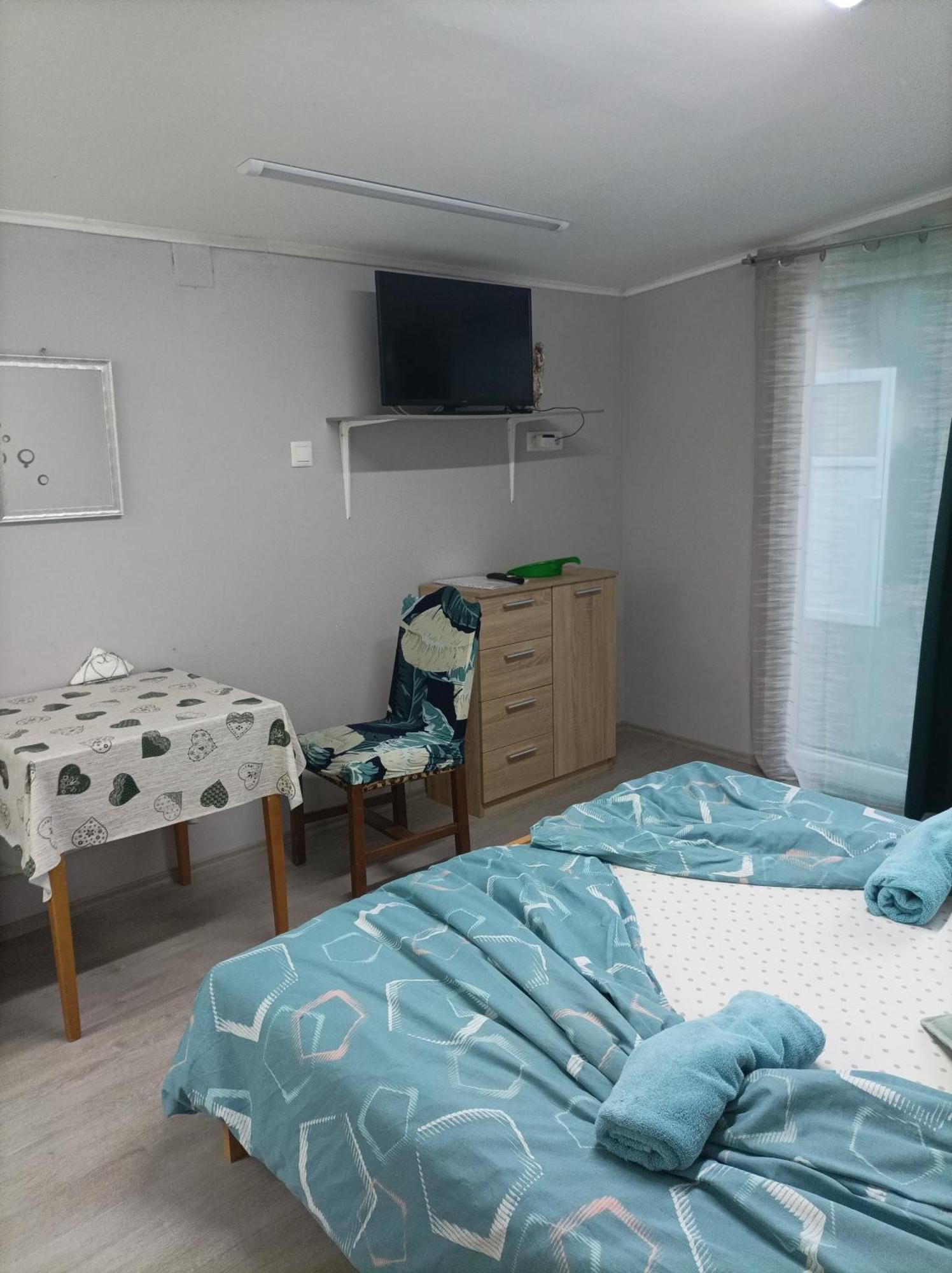 Csilla Apartman Balogunyom Esterno foto